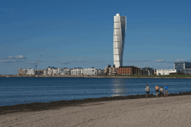 Two detained after fatal shooting in Malmö on New Year's Eve